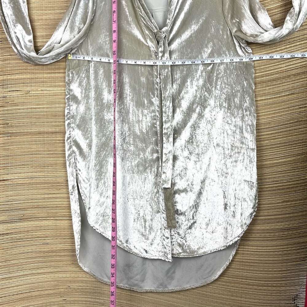 Anthropologie Maeve Crushed Velvet Champagne Tunic Oversized Shirt Blouse Sz 8 - Picture 12 of 12